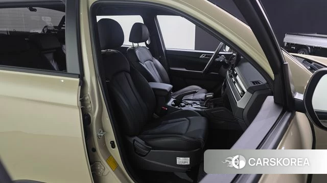 Ssangyong The New Rexton Sports Cannes 2024 Жемчужный цвет из Кореи, фото 3