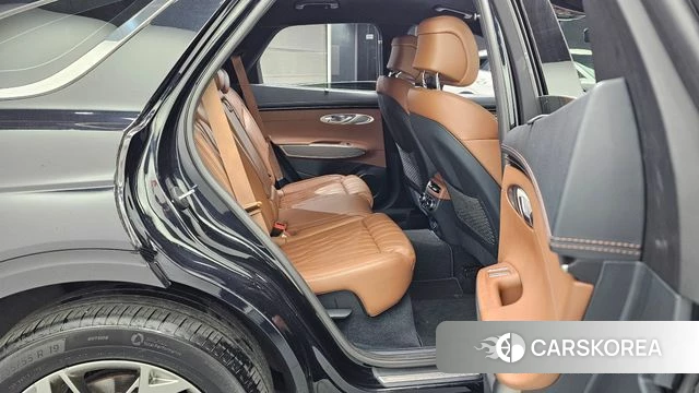 Genesis GV70 2021 Черный из Кореи, фото 3