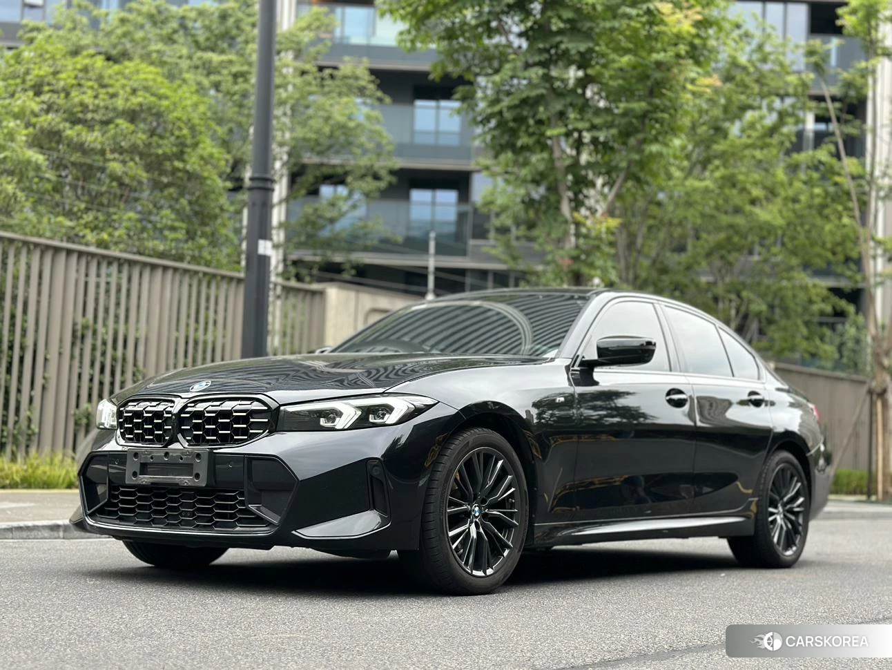 BMW 3 series 2022 Черный из Китая, фото 3