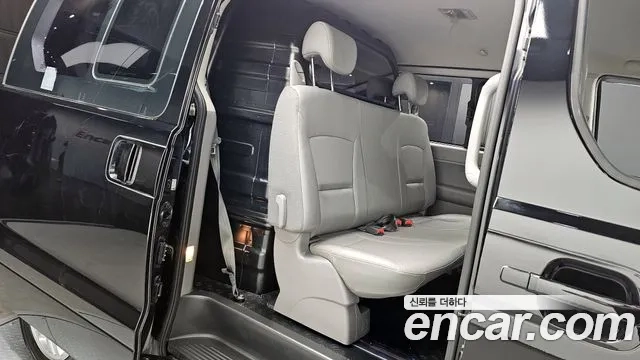 Hyundai The New Grand Starex 2018 Черный из Кореи, фото 3