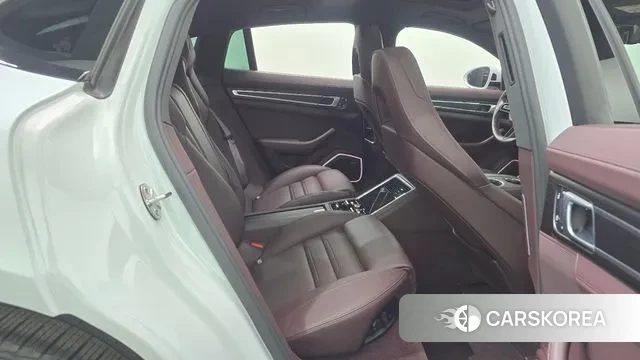 Porsche Panamera (971) 2022 Белый из Кореи, фото 3