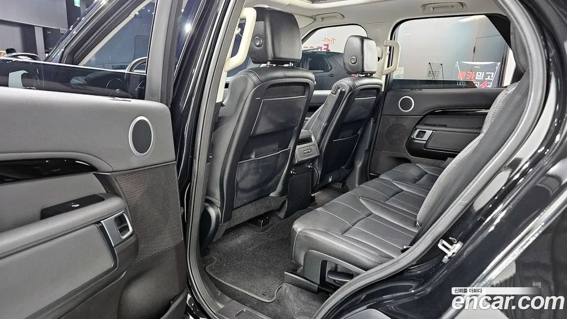 Land Rover Discovery 5 2019 Черный из Кореи, фото 3