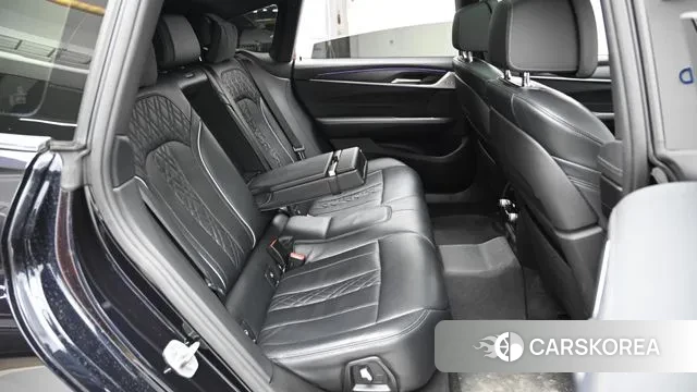 BMW 6 Series GT (G32) 2022 Черный из Кореи, фото 3