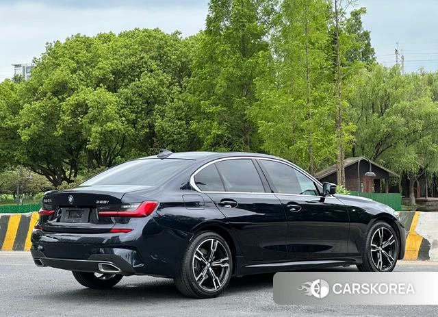 BMW 3 series 2021 Черный из Китая, фото 3