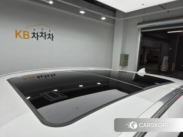 Genesis GV70 2023 Белый из Кореи, фото 3