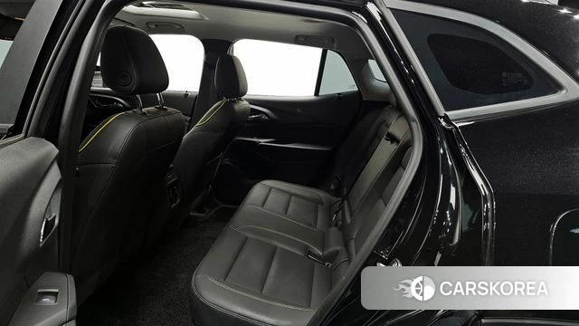 Chevrolet (GM Daewoo) Trax Crossover 2023 Черный из Кореи, фото 3