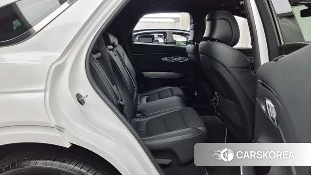 Genesis GV70 2024 Белый из Кореи, фото 3