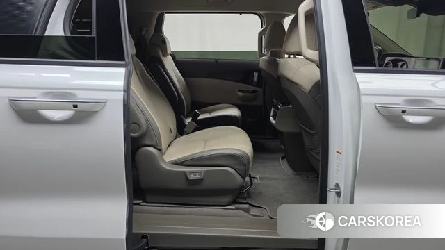 Kia Carnival 4th generation 2022 Белый из Кореи, фото 3