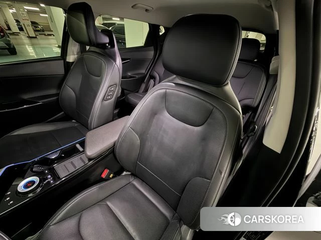Kia EV6 2022 Черный из Кореи, фото 3