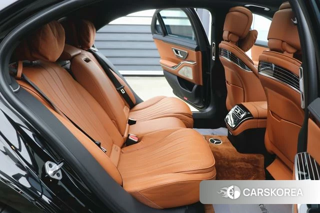 Mercedes-Benz S-class 2023 Черный из Китая, фото 3