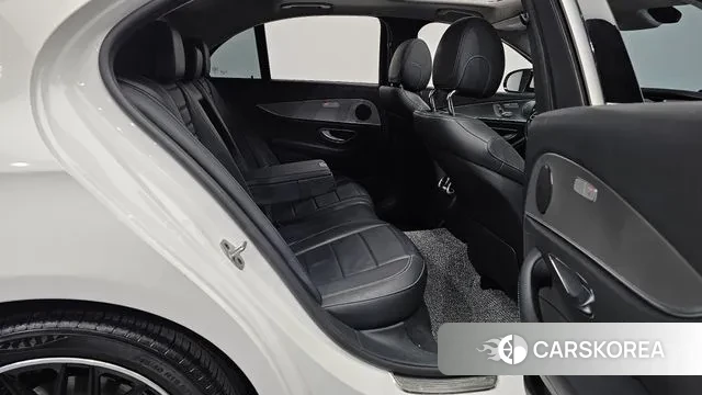 Mercedes-Benz E-Class W213 2019 Белый из Кореи, фото 3