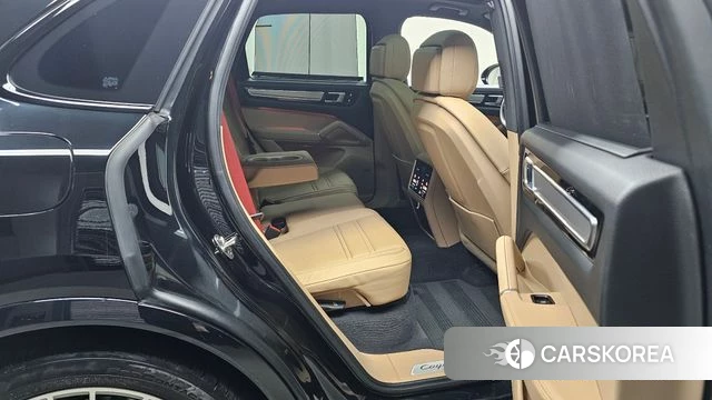 Porsche Cayenne (PO536) 2022 Черный из Кореи, фото 3