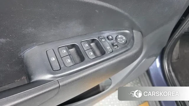 Hyundai Venue 2019 Синий из Кореи, фото 3