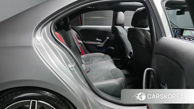 Mercedes-Benz A-Class W177 2021 Серый из Кореи, фото 3
