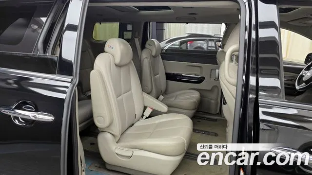 Kia The New Carnival 2018 Черный из Кореи, фото 3