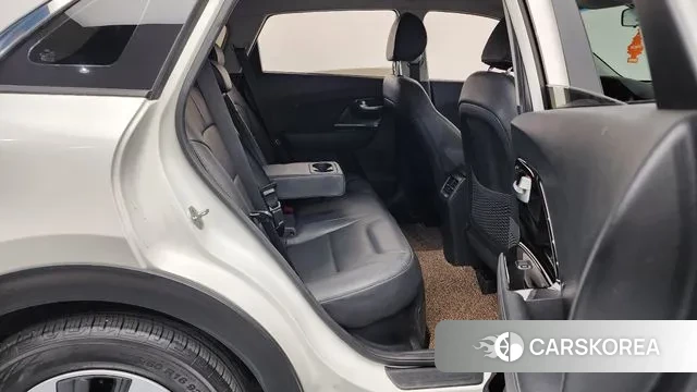 Kia Niro 2018 Белый из Кореи, фото 3