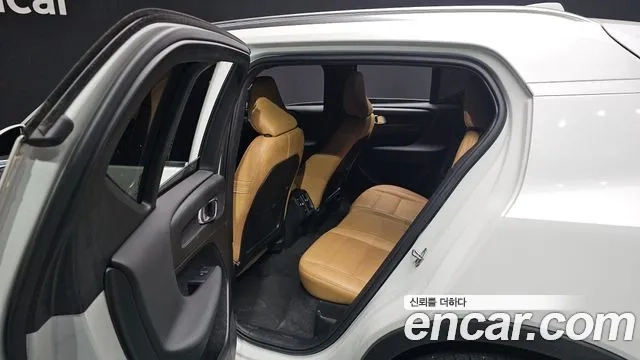 Volvo XC40 id 2907087 из Кореи 3