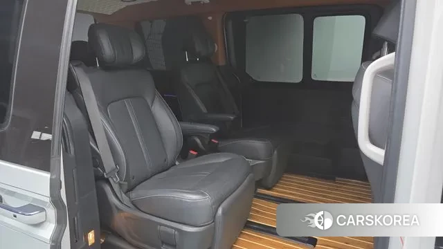 Hyundai Staria 2024 Белый из Кореи, фото 3