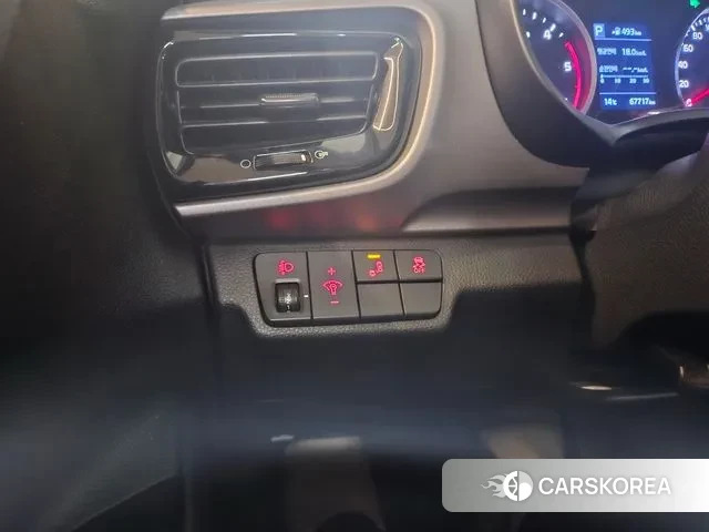 Kia Stonic 2018 Синий из Кореи, фото 3