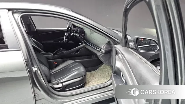 Hyundai Avante (CN7) 2021 Серый из Кореи, фото 3