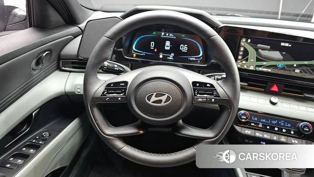 Hyundai The New Avante (CN7) 2025 Серебристо-серый из Кореи, фото 3