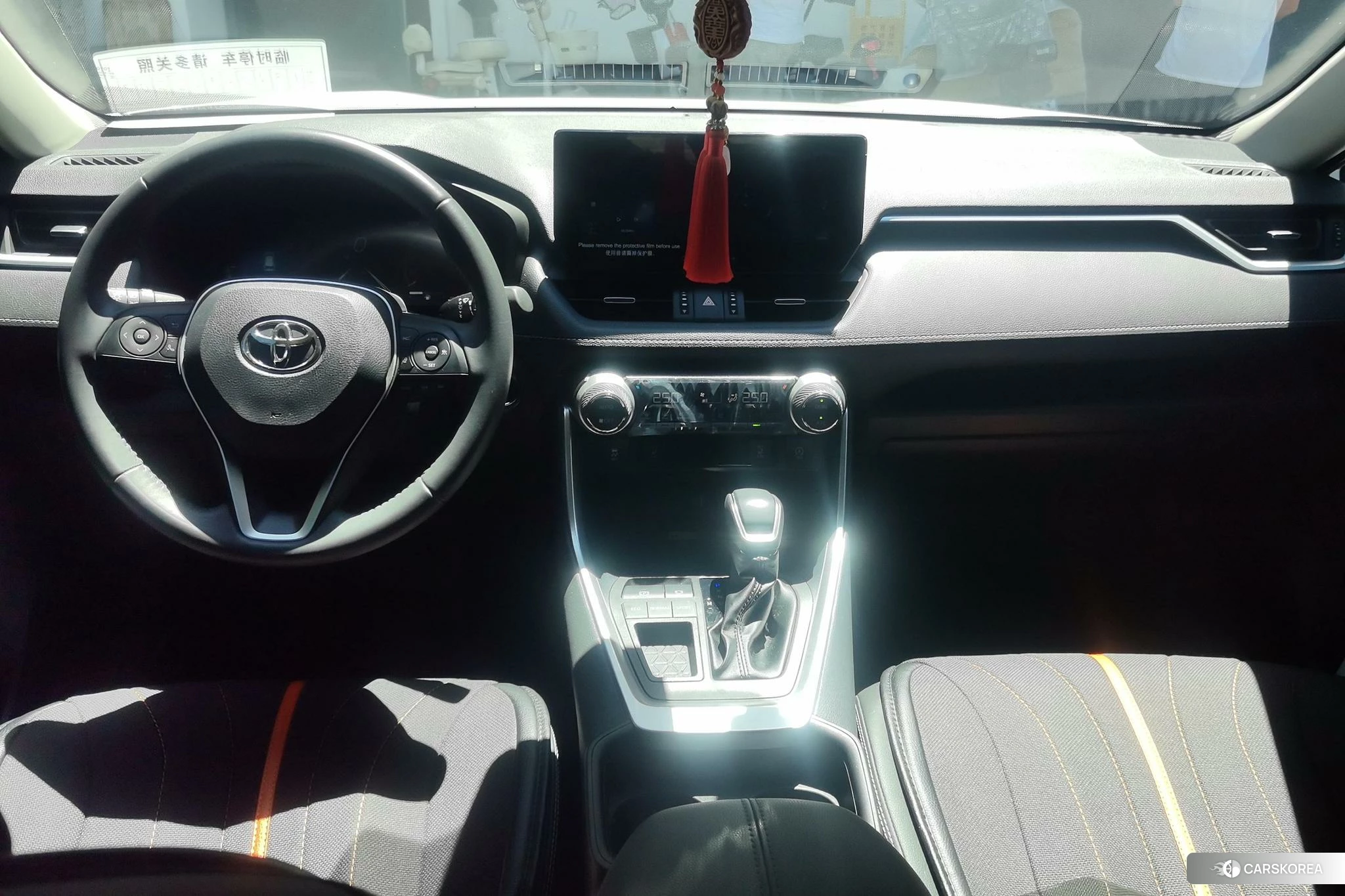 Toyota RAV4 Rongfang 2023 Белый из Китая, фото 3