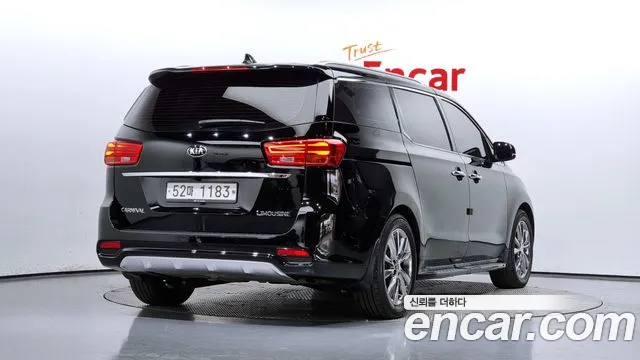 Kia The New Carnival 2018 Черный из Кореи, фото 3