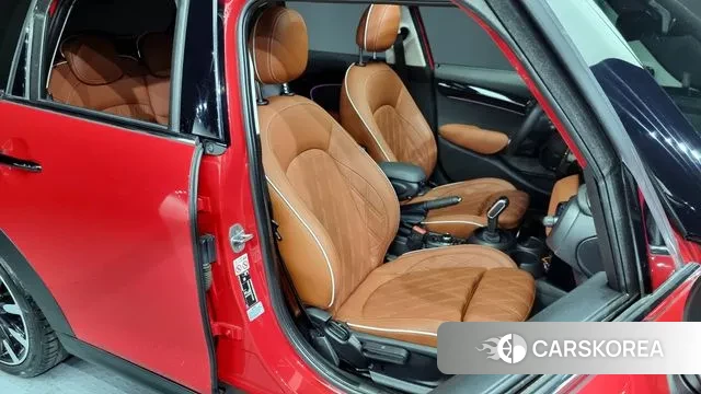 Mini Cooper S 2022 Красный из Кореи, фото 3