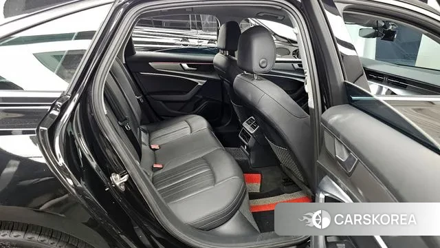 Audi A6 (C8) 2020 Черный из Кореи, фото 3