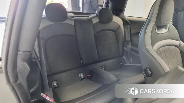 Mini Cooper S 2024 Серебряный из Кореи, фото 3