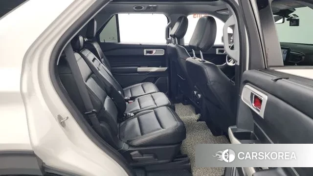 Ford Explorer 6th Generation 2021 Белый из Кореи, фото 3