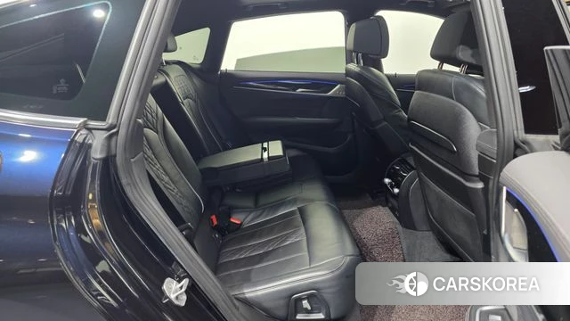 BMW 6 Series GT (G32) 2021 Черный из Кореи, фото 3