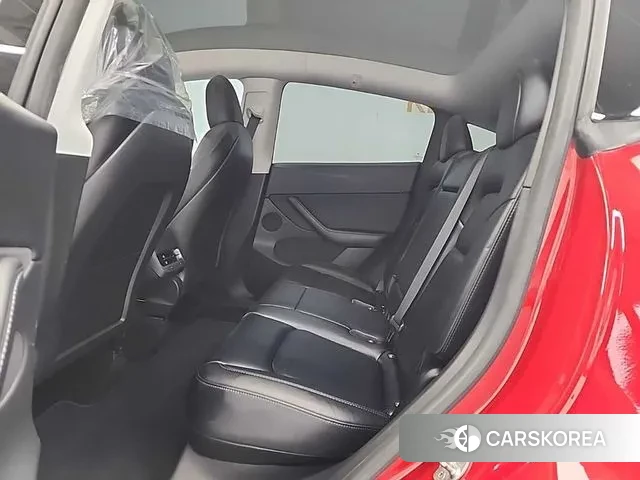 Tesla Model Y 2021 Красный из Кореи, фото 3