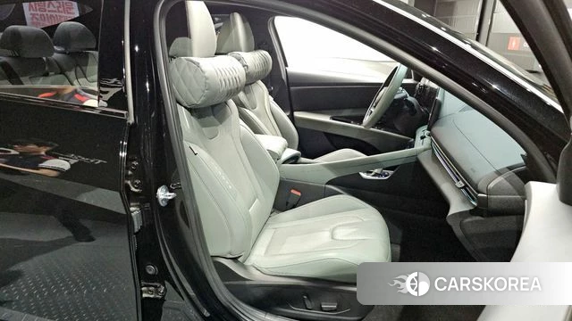 Hyundai The New Avante (CN7) 2023 Черный из Кореи, фото 3