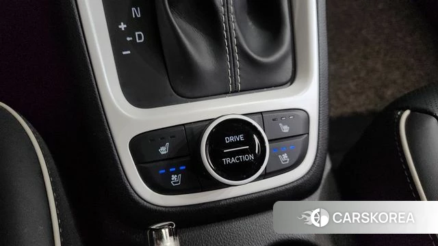 Hyundai Venue 2021 Синий из Кореи, фото 3