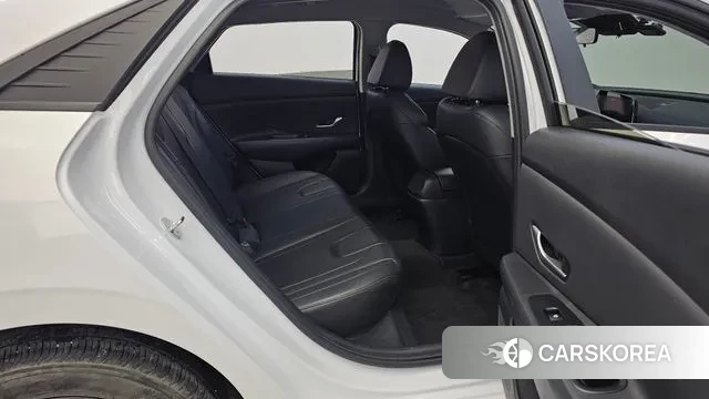 Hyundai Avante (CN7) 2023 Белый из Кореи, фото 3