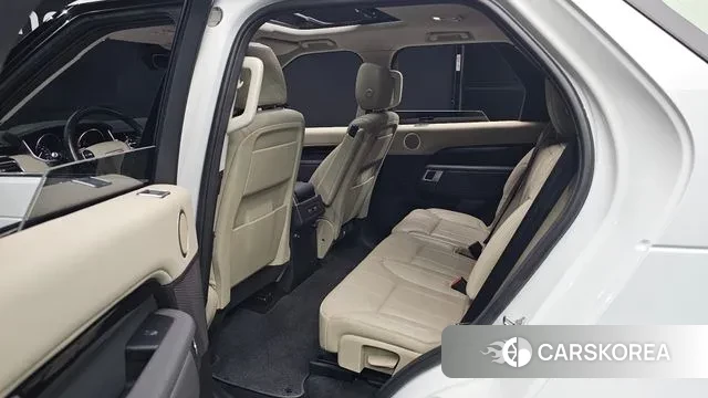 Land Rover Discovery 5 2019 Белый из Кореи, фото 3