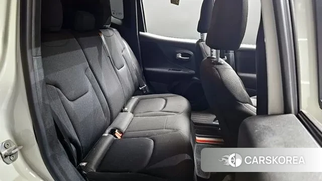 Jeep Renegade 2021 Белый из Кореи, фото 3