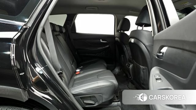 Hyundai The New Santa Fe 2023 Черный из Кореи, фото 3