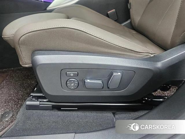 BMW X3 (G45) 2025 Серебристо-серый из Кореи, фото 3