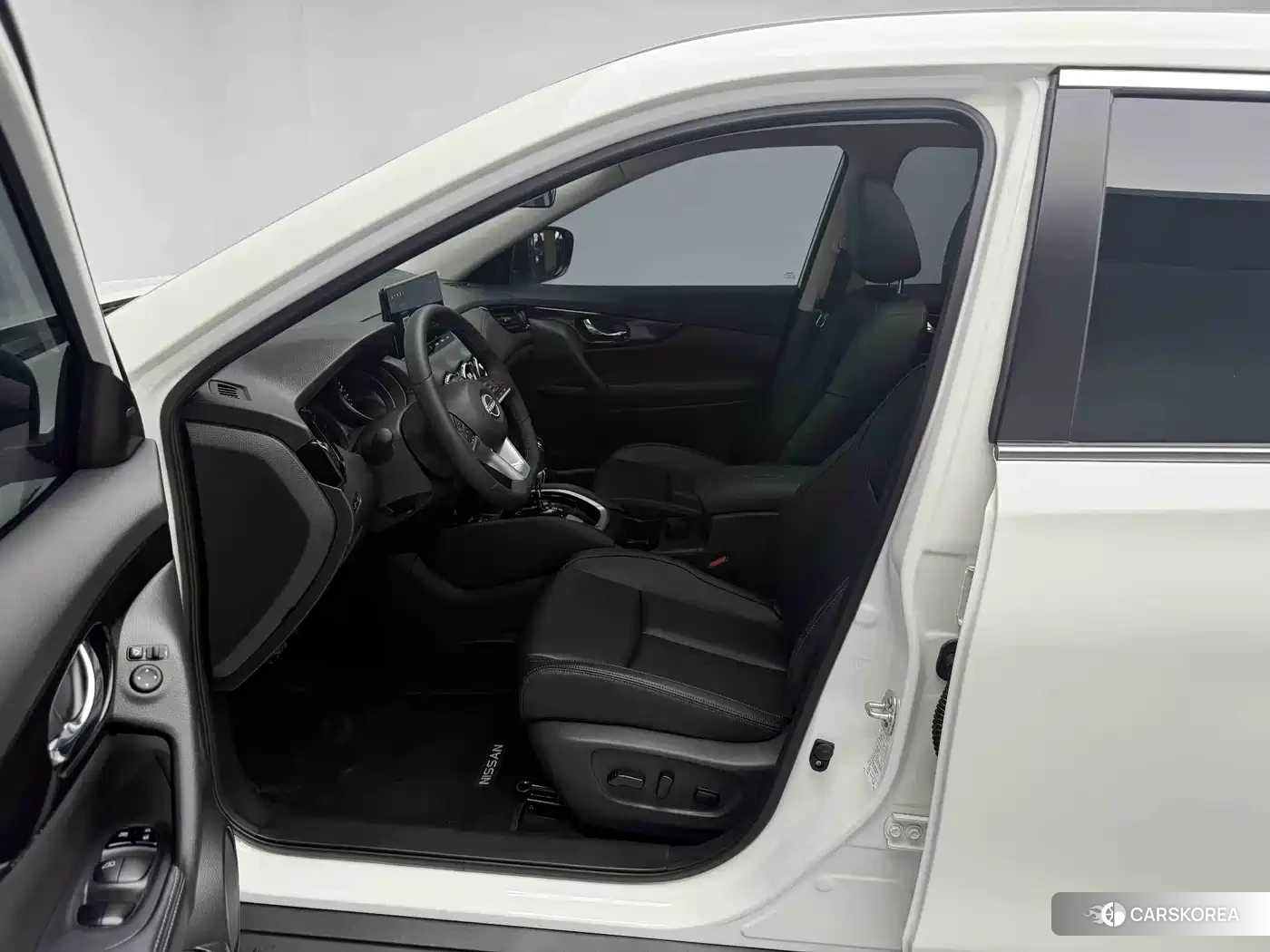 Nissan X-Trail 2026 Белый из Китая, фото 3