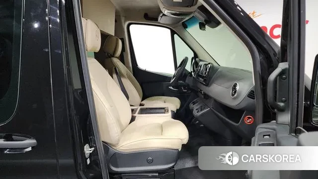 Mercedes-Benz Sprinter 2022 Черный из Кореи, фото 3
