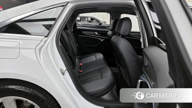 Audi A6 (C8) 2020 Белый из Кореи, фото 3