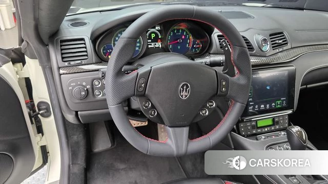 Maserati GranTurismo 2019 Белый из Кореи, фото 3