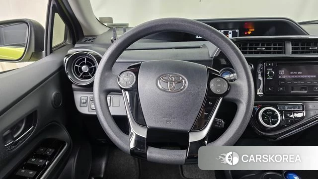 Toyota Prius C 2018 Светло-зеленый из Кореи, фото 3