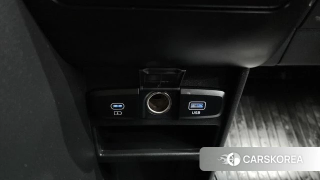 Hyundai Staria 2024 Белый из Кореи, фото 3