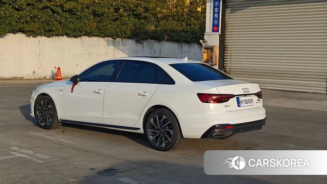 Audi A4L 2023 Белый из Китая, фото 3