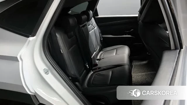 Hyundai The New Tucson (NX4) 2024 Белый из Кореи, фото 3