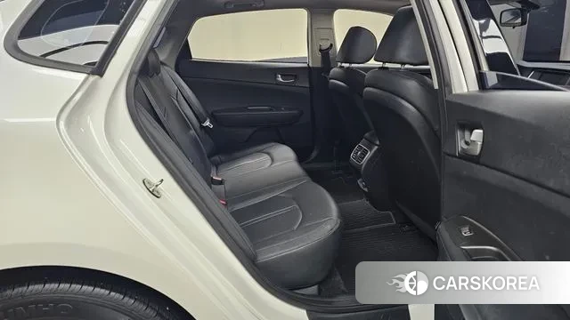 Kia The New K5 2nd generation 2018 Белый из Кореи, фото 3