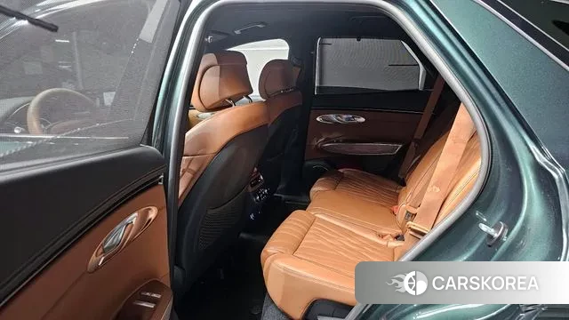 Genesis GV70 2023 Темно-зеленый из Кореи, фото 3